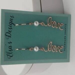 1004- Love Women's Earrings Handmade Rose Gold Color And Faux White Pearl NWT